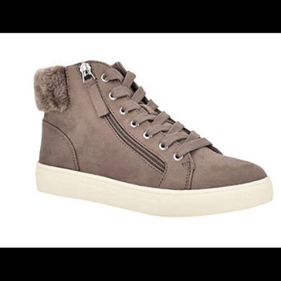 Indigo Rd. Kenzie Slip-On Shoe - Picture 1 of 11